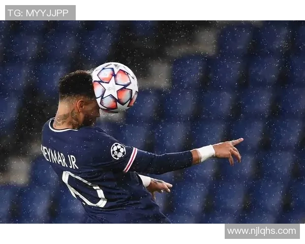 巴黎圣日耳曼与曼联欧冠首轮激战回顾与精彩瞬间分析 巴黎圣日耳曼与曼联欧冠首轮激战回顾与精彩瞬间分析