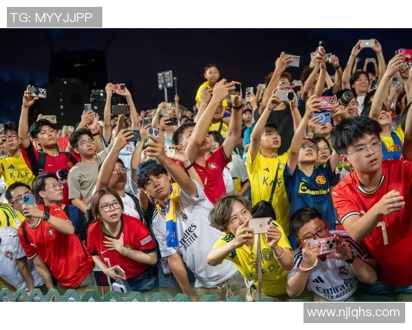 上海是冠军!中超演出大结局,上海海港达到三连冠!